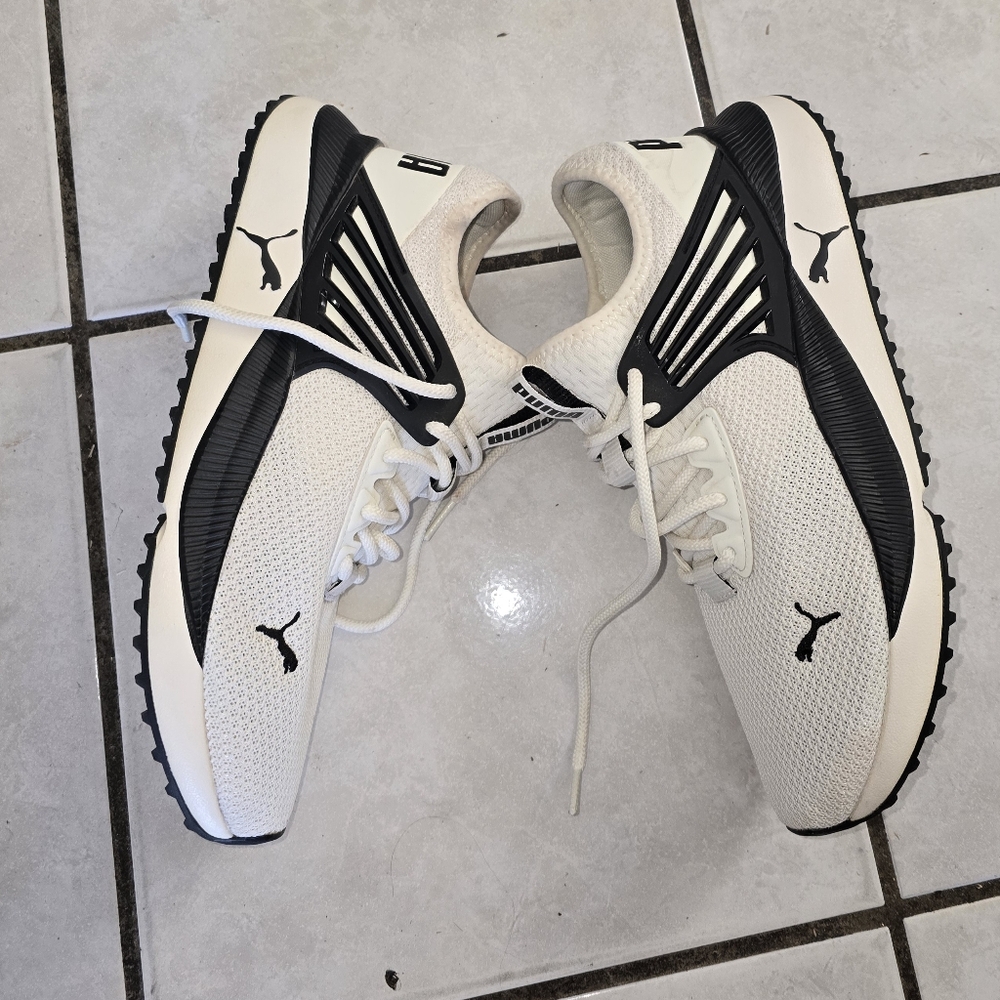 Puma Tennis Shoes M9